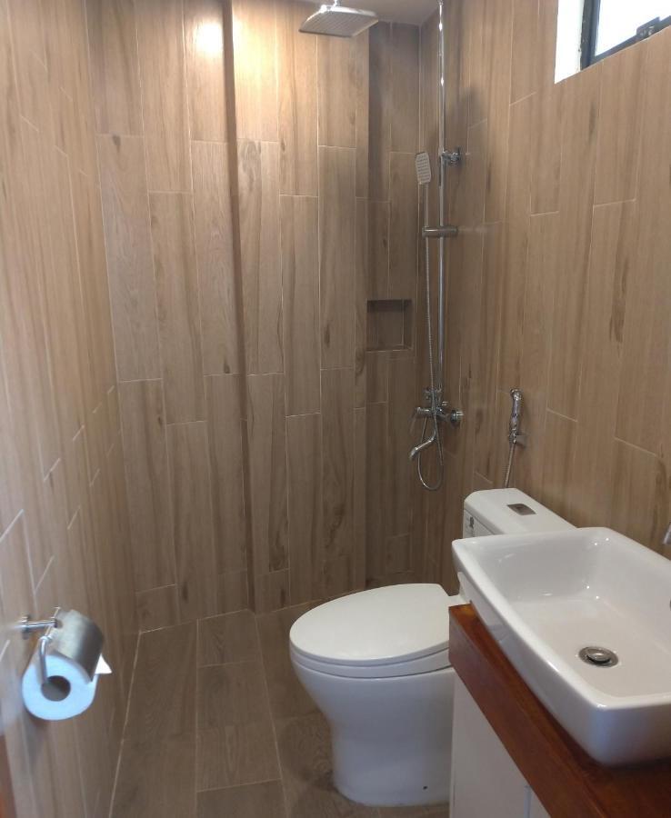 Lsm Square Residences 발라박 외부 사진